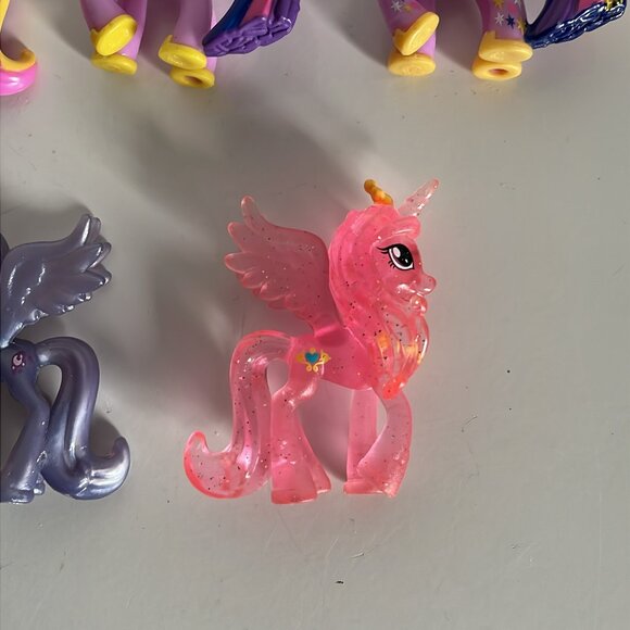 7 My Little Pony G4 Princess Luna Celestia Cadance Twilight Mini MLP Blind Bag - Picture 8 of 16